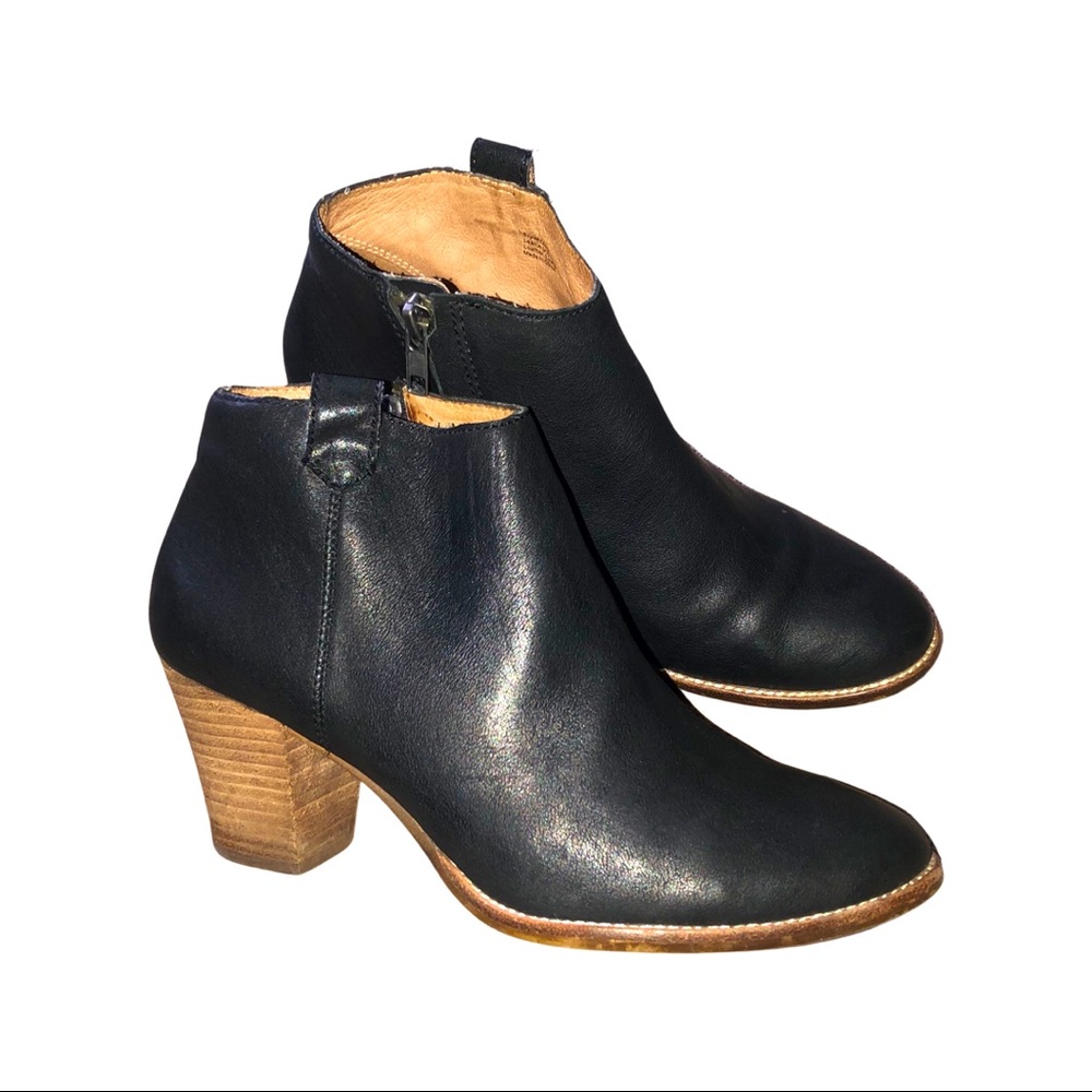 Madewell Billie Boot in Black Leather 8